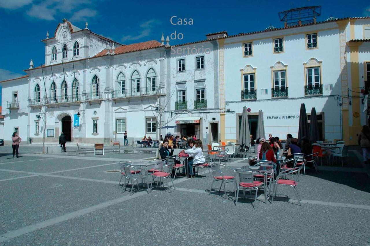 Casa Do Sertorio - Casa Inteira Évora Exteriör bild